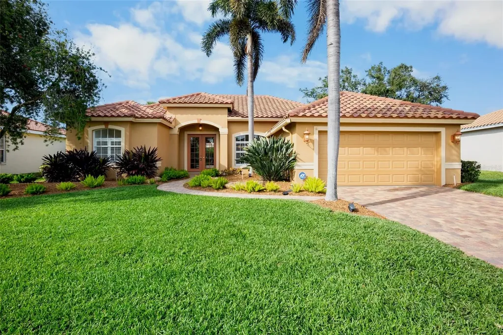 5278 Far Oak Circle Sarasota FL 34238