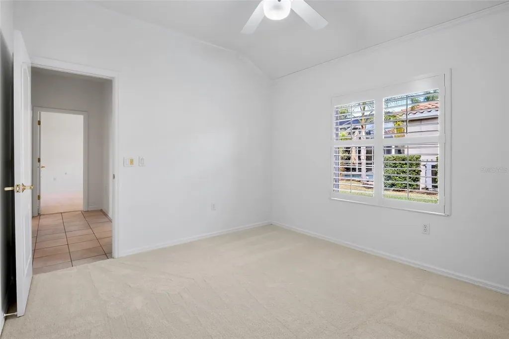 5278 Far Oak Circle Sarasota FL 34238