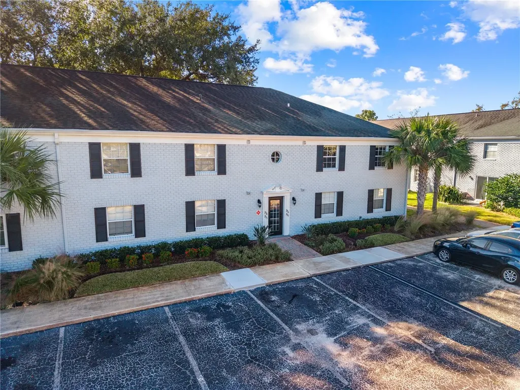 256 Lewfield Circle Winter Park FL 32792