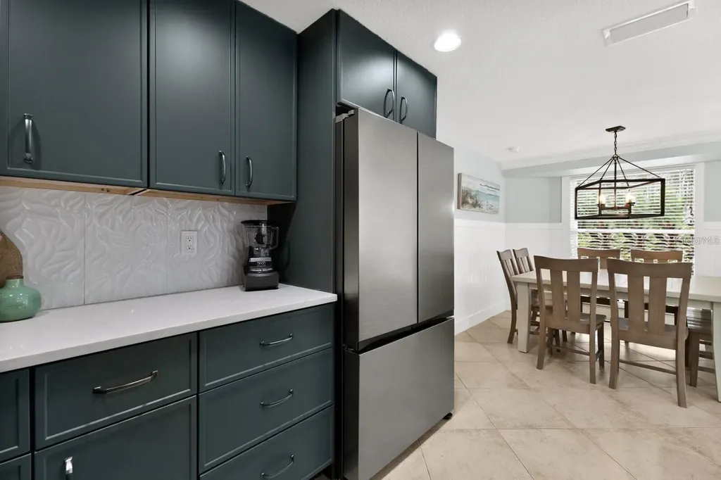 6201 Holmes Boulevard Holmes Beach FL 34217