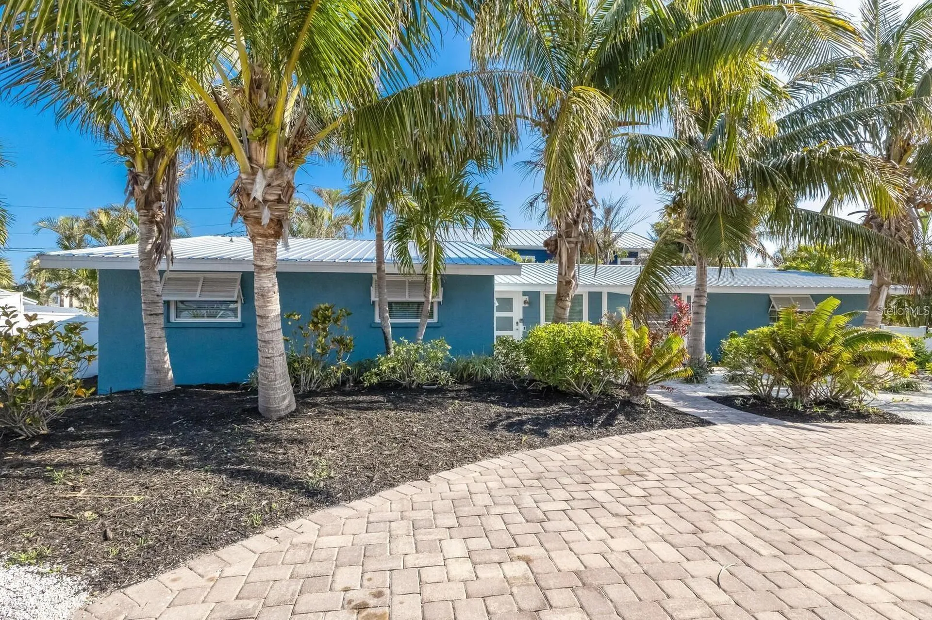 6201 Holmes Boulevard Holmes Beach FL 34217
