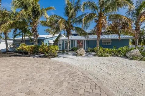 6201 Holmes Boulevard Holmes Beach FL 34217