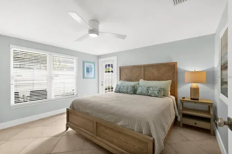 6201 Holmes Boulevard Holmes Beach FL 34217