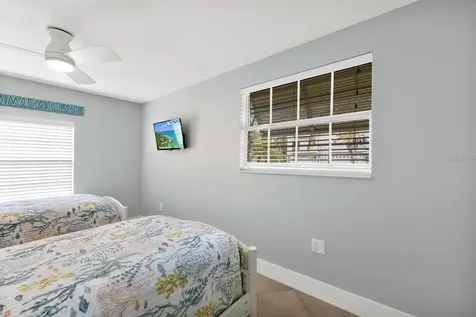 6201 Holmes Boulevard Holmes Beach FL 34217