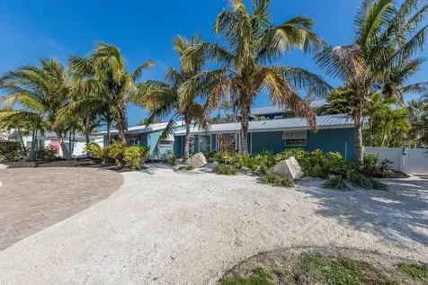 6201 Holmes Boulevard Holmes Beach FL 34217