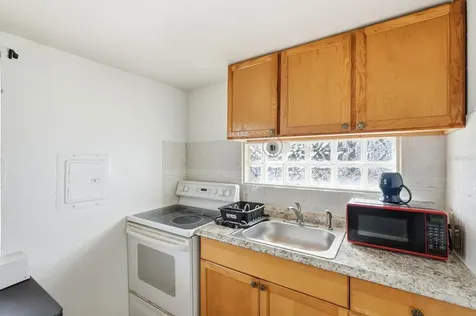 715 Harvey Avenue Daytona Beach FL 32118