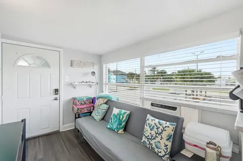 715 Harvey Avenue Daytona Beach FL 32118