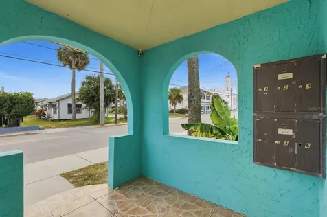 715 Harvey Avenue Daytona Beach FL 32118
