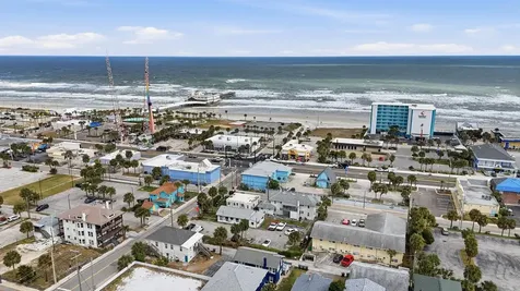 715 Harvey Avenue Daytona Beach FL 32118