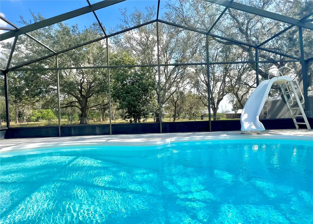 301 S Wells Avenue Avon Park FL 33825