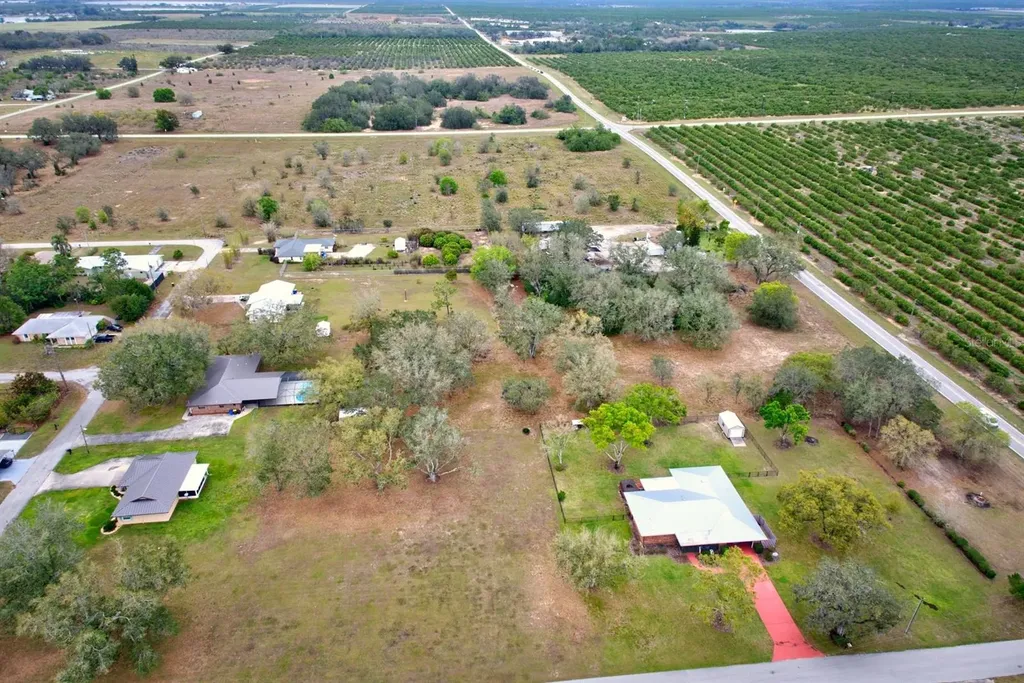 301 S Wells Avenue Avon Park FL 33825
