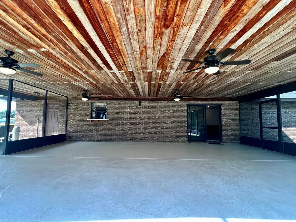 301 S Wells Avenue Avon Park FL 33825