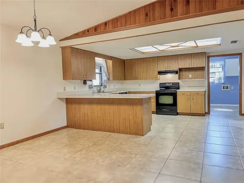 301 S Wells Avenue Avon Park FL 33825