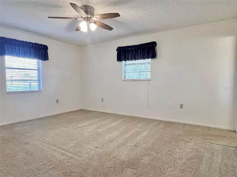 301 S Wells Avenue Avon Park FL 33825