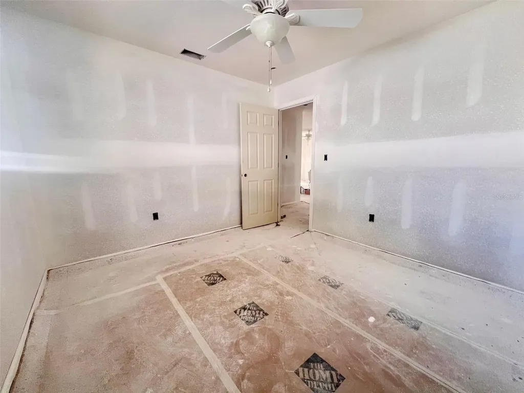 1977 Beach Road Englewood FL 34223