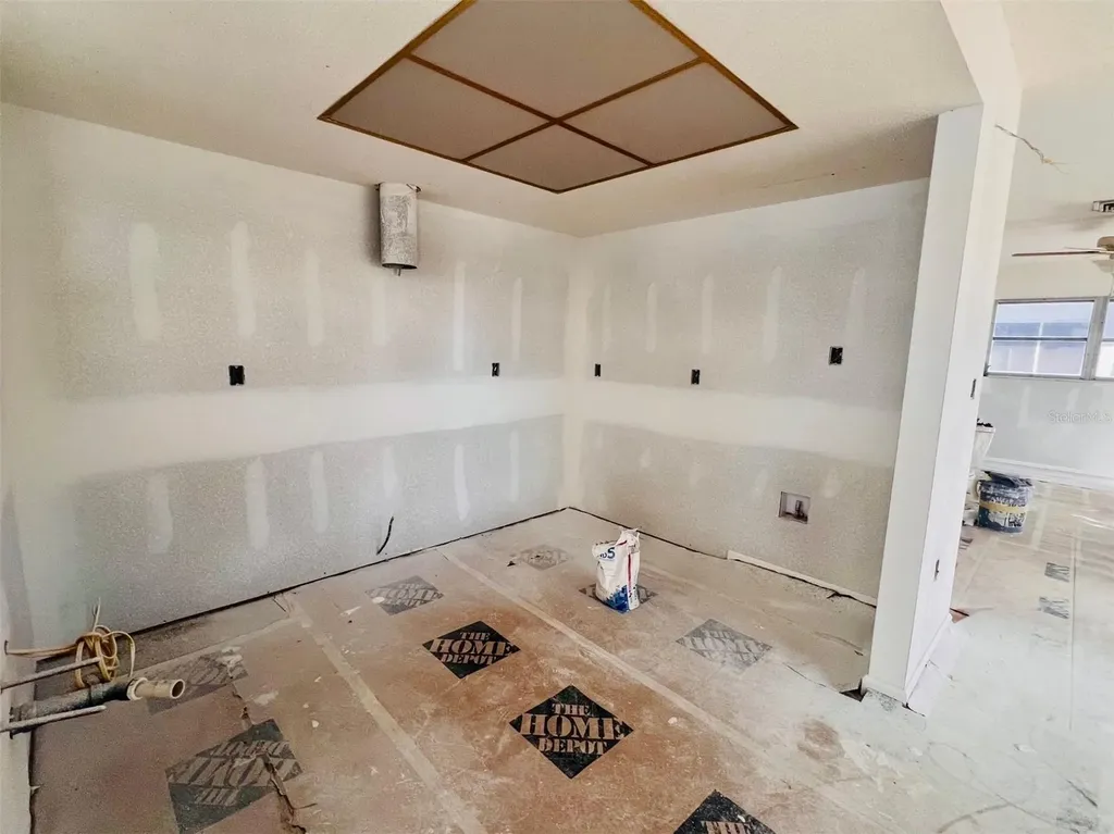 1977 Beach Road Englewood FL 34223