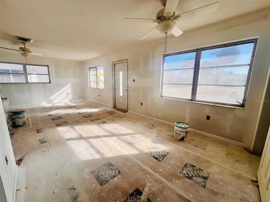 1977 Beach Road Englewood FL 34223