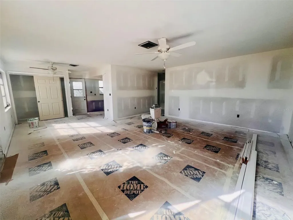 1977 Beach Road Englewood FL 34223