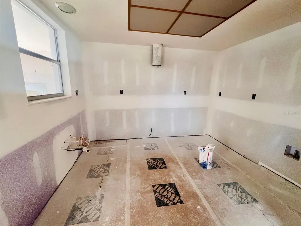 1977 Beach Road Englewood FL 34223