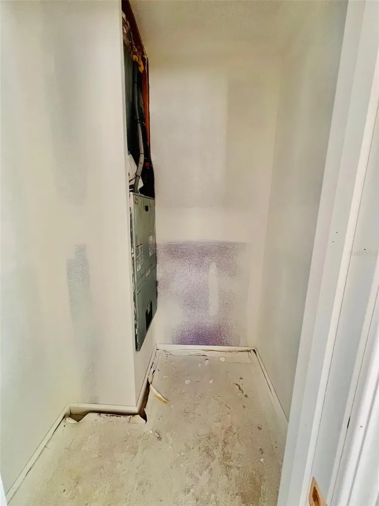 1977 Beach Road Englewood FL 34223