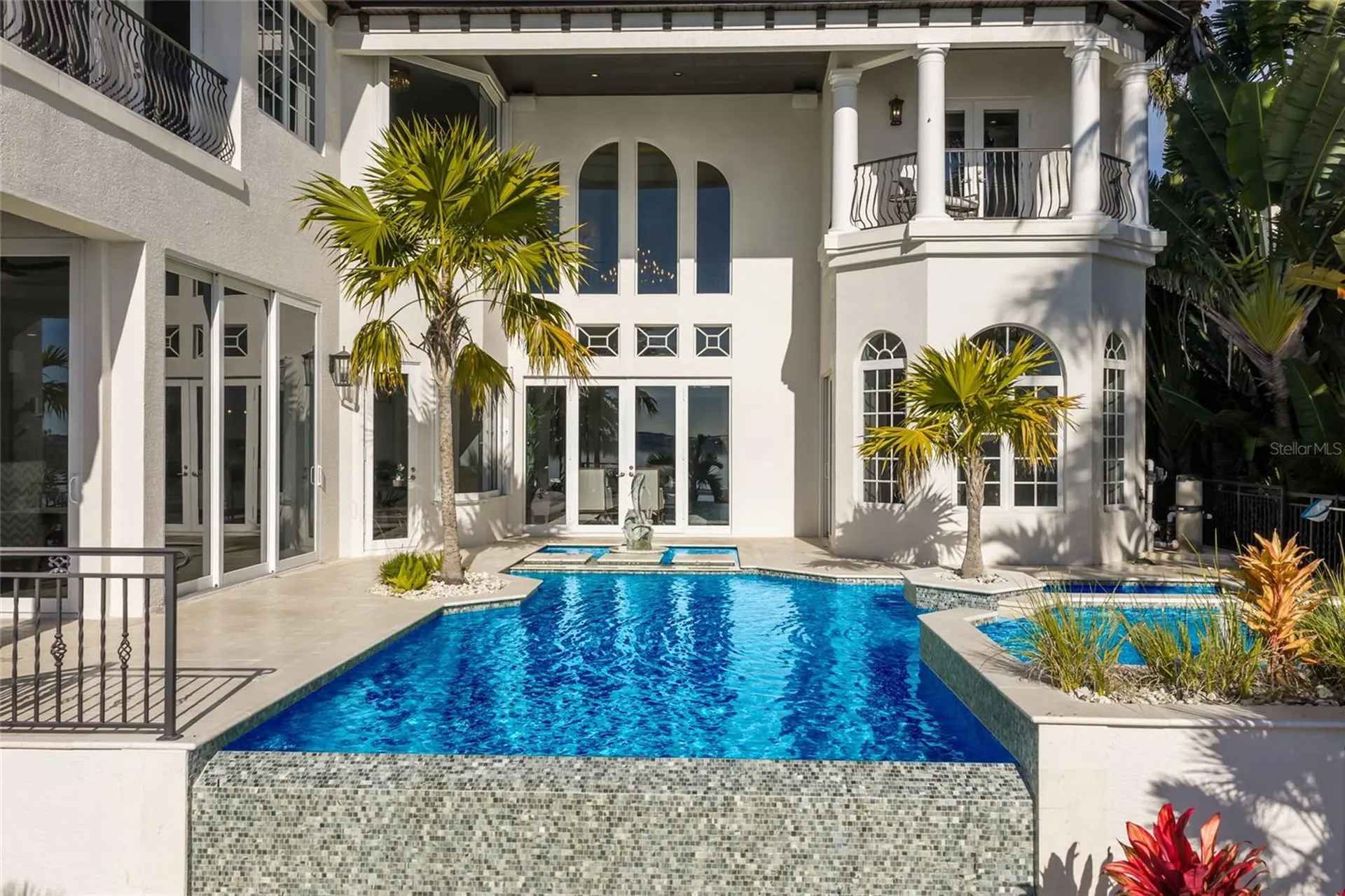 Sarasota FL, 1418 John Ringling Parkway