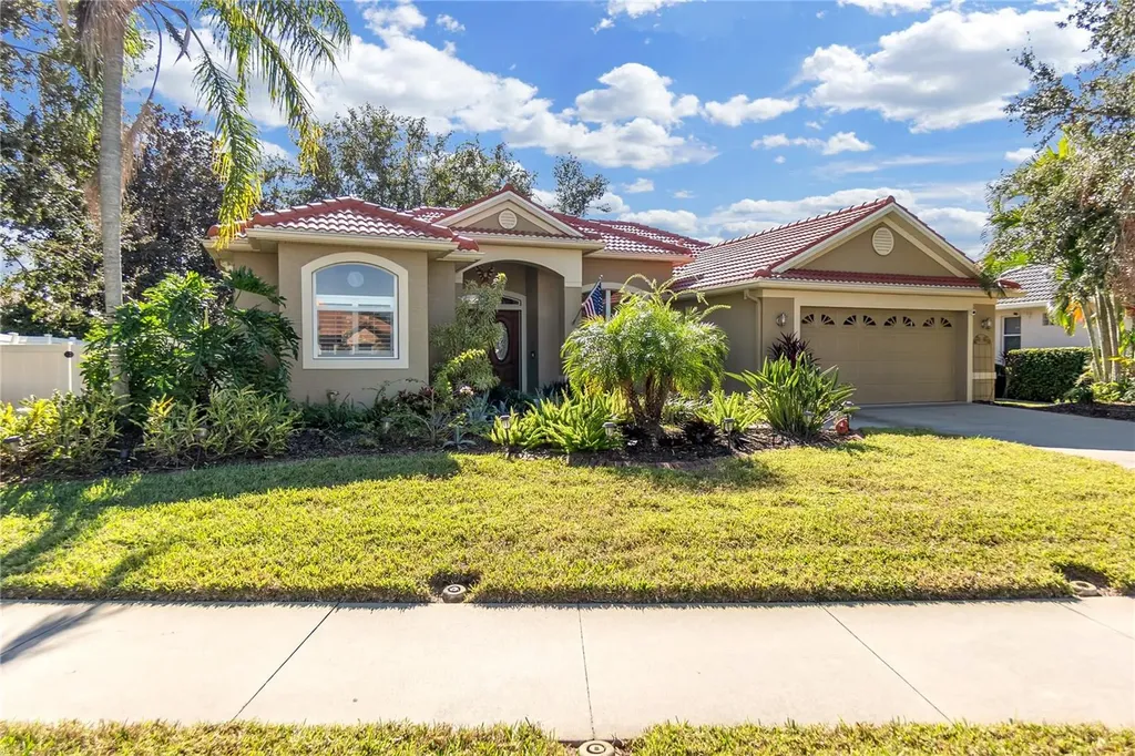 5723 Eastwind Drive Sarasota FL 34233