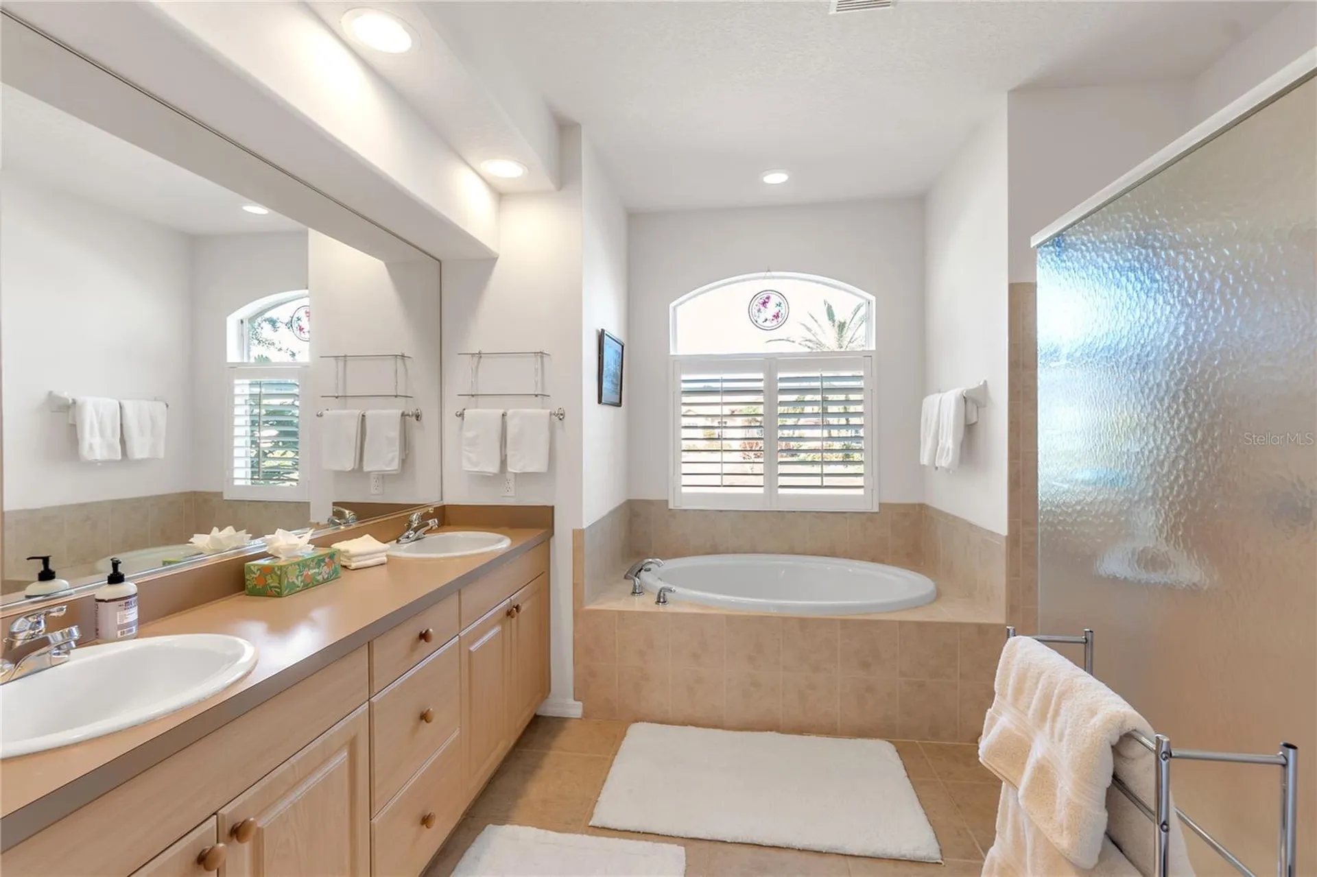5723 Eastwind Drive Sarasota FL 34233
