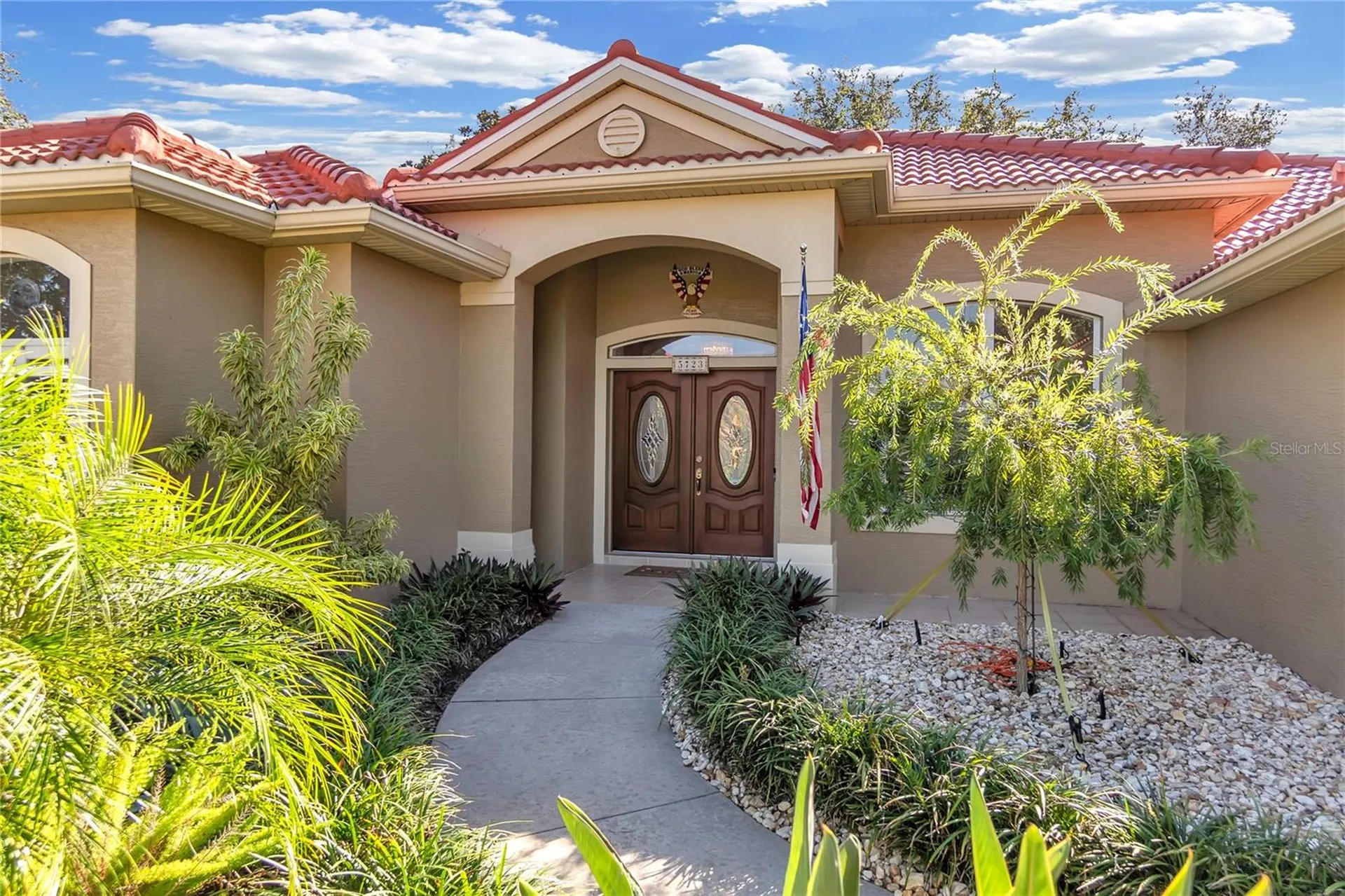 5723 Eastwind Drive Sarasota FL 34233