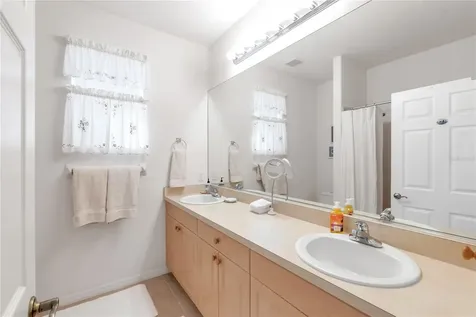5723 Eastwind Drive Sarasota FL 34233