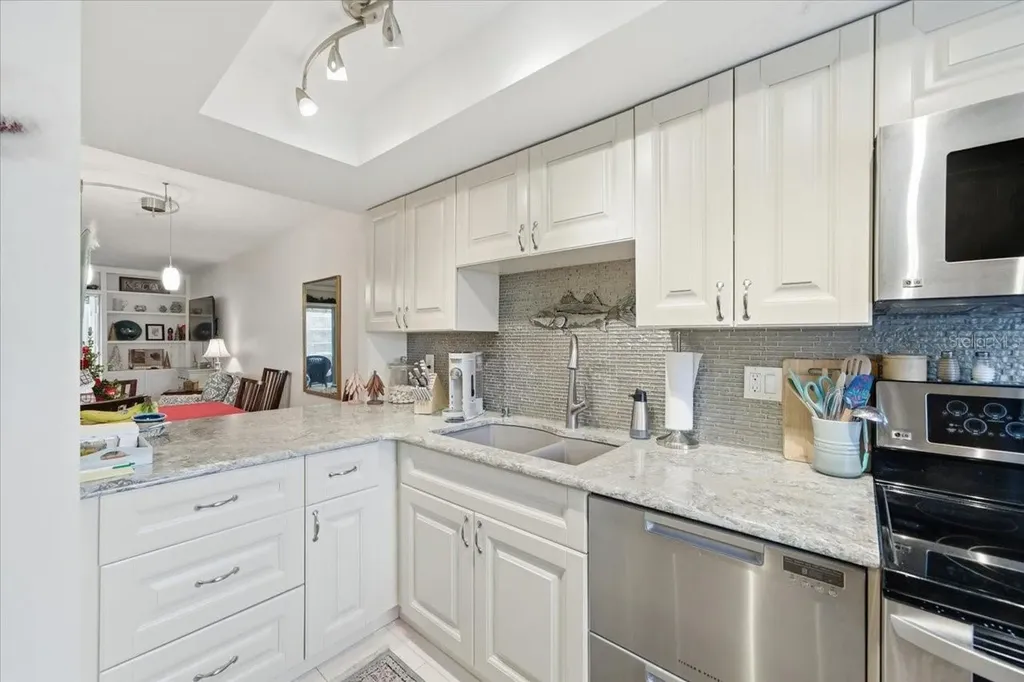 400 Glennes Lane Dunedin FL 34698