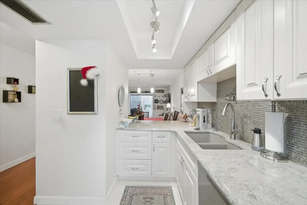 400 Glennes Lane Dunedin FL 34698