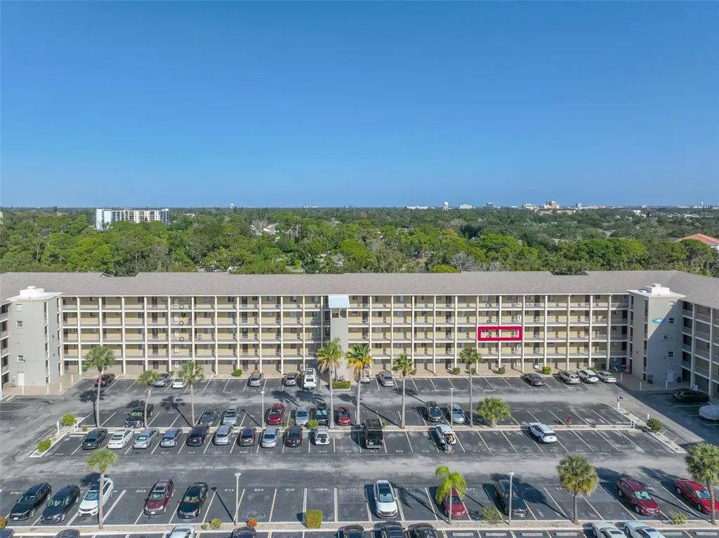 3656 Lake Bayshore Dr, Bldg K Bradenton FL 34205