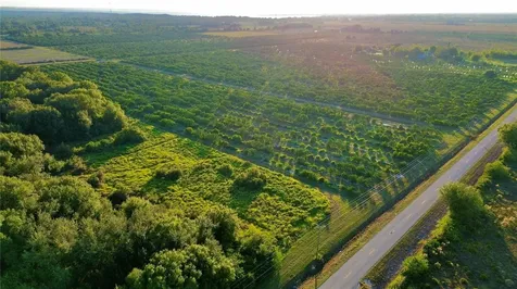 2233 Hicks Road Lorida FL 33857