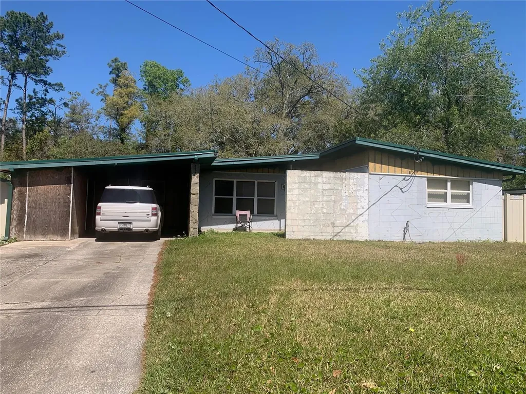 8029 Chateau Drive S Jacksonville FL 32221
