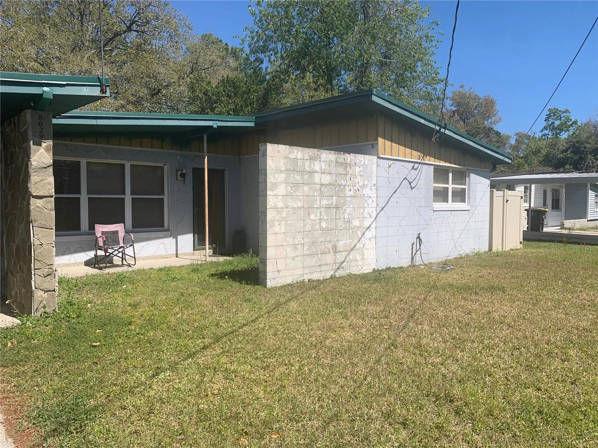 8029 Chateau Drive S Jacksonville FL 32221