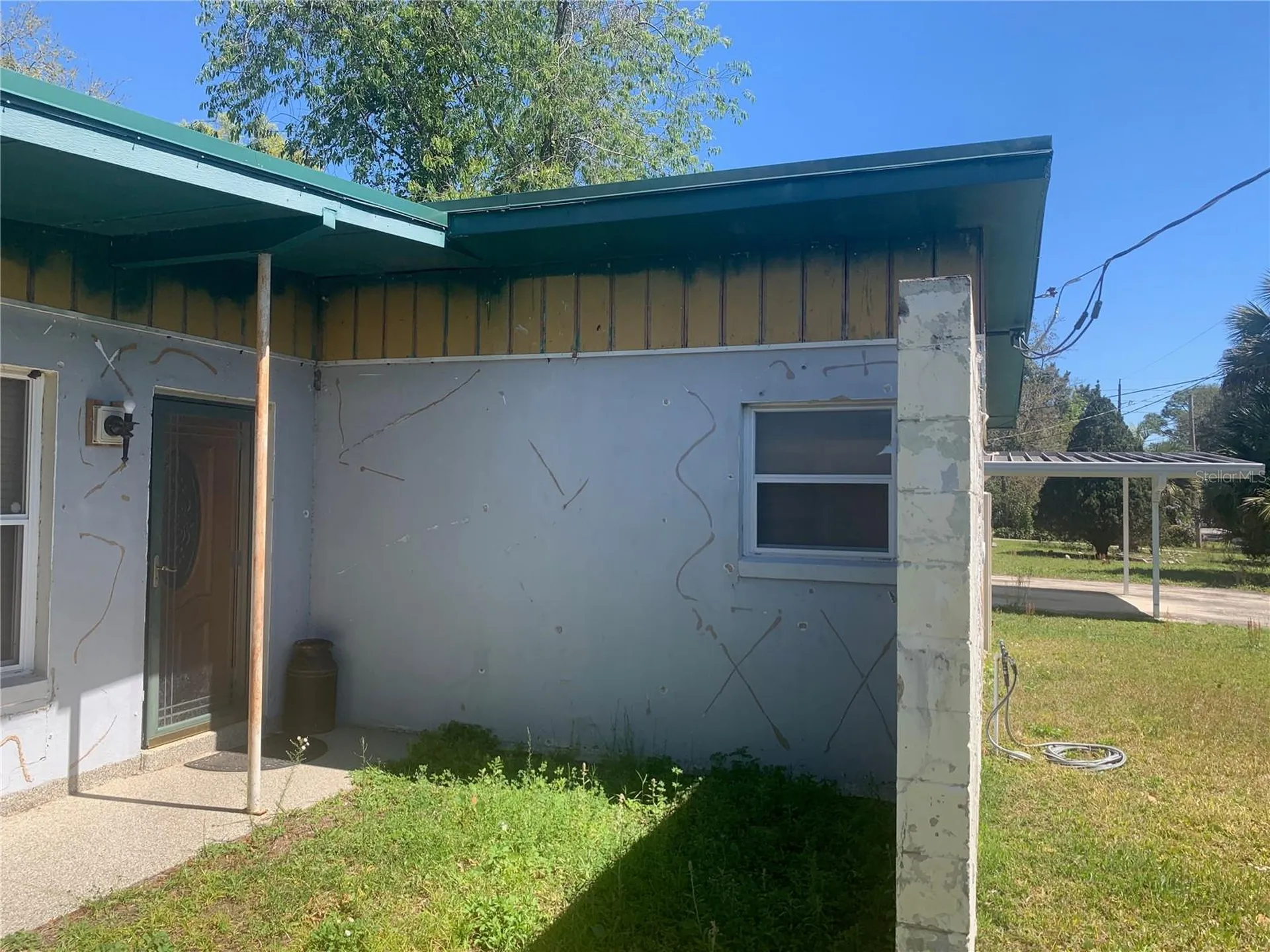 8029 Chateau Drive S Jacksonville FL 32221