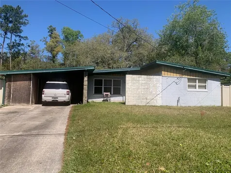 8029 Chateau Drive S Jacksonville FL 32221