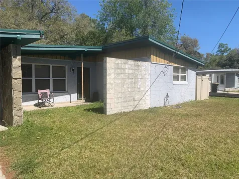 8029 Chateau Drive S Jacksonville FL 32221