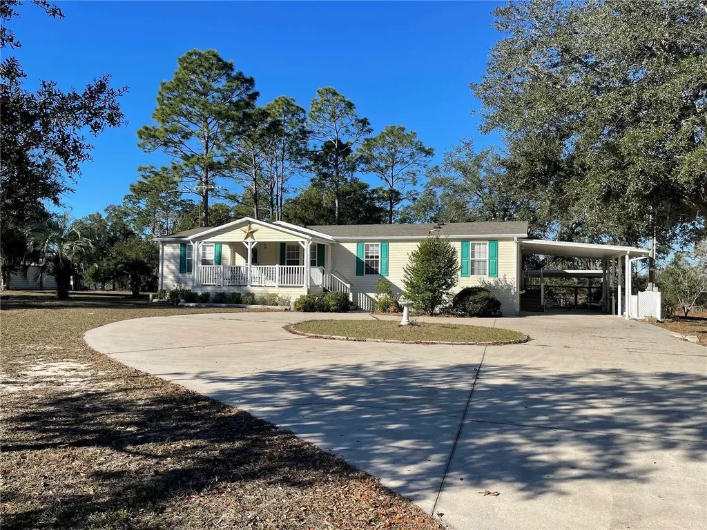 7690 SE 193rd Avenue Morriston FL 32668