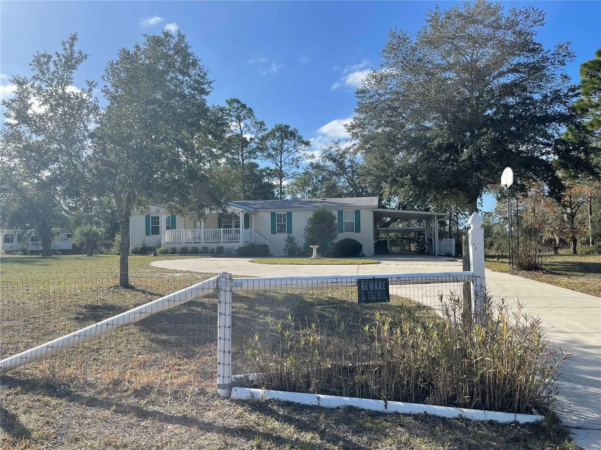 7690 SE 193rd Avenue Morriston FL 32668