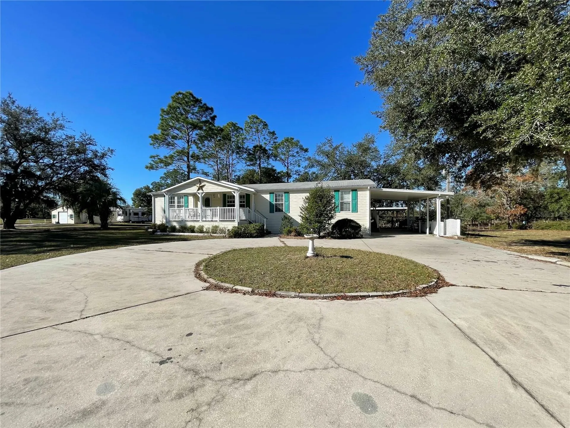 7690 SE 193rd Avenue Morriston FL 32668