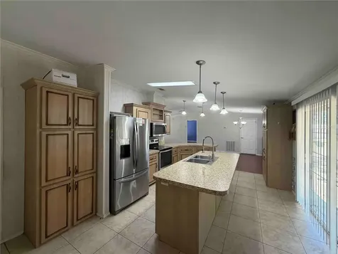 7690 SE 193rd Avenue Morriston FL 32668