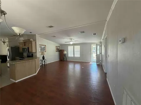 7690 SE 193rd Avenue Morriston FL 32668