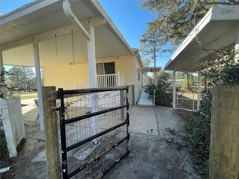 7690 SE 193rd Avenue Morriston FL 32668