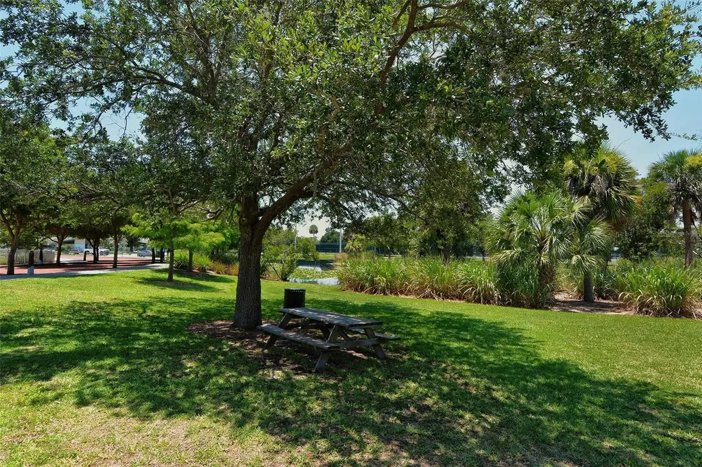 2604 Wirts Court Sarasota FL 34237