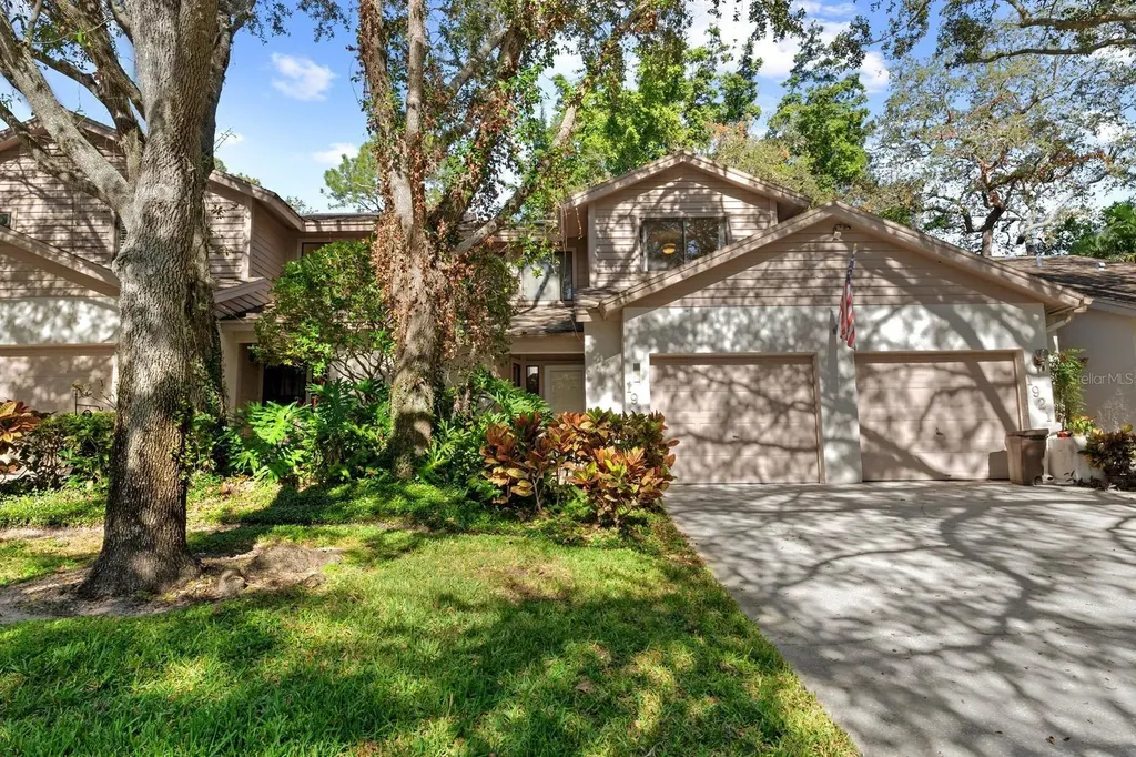 1919 Whispering Way Tarpon Springs FL 34689