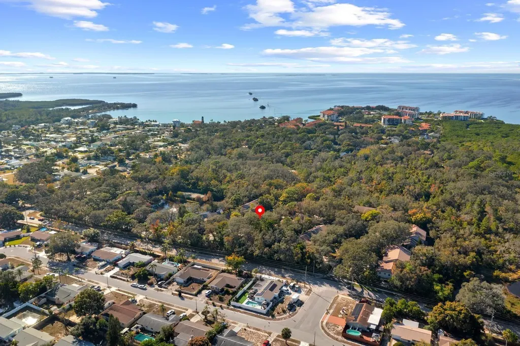 1919 Whispering Way Tarpon Springs FL 34689