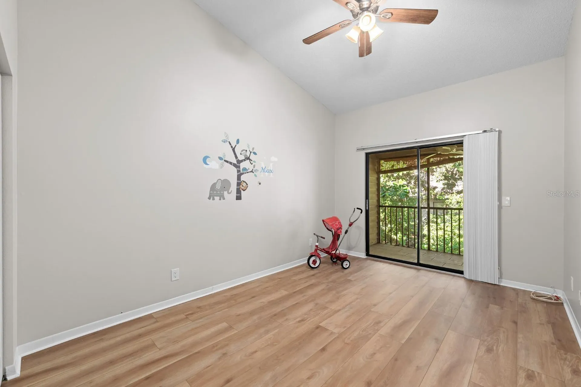 1919 Whispering Way Tarpon Springs FL 34689