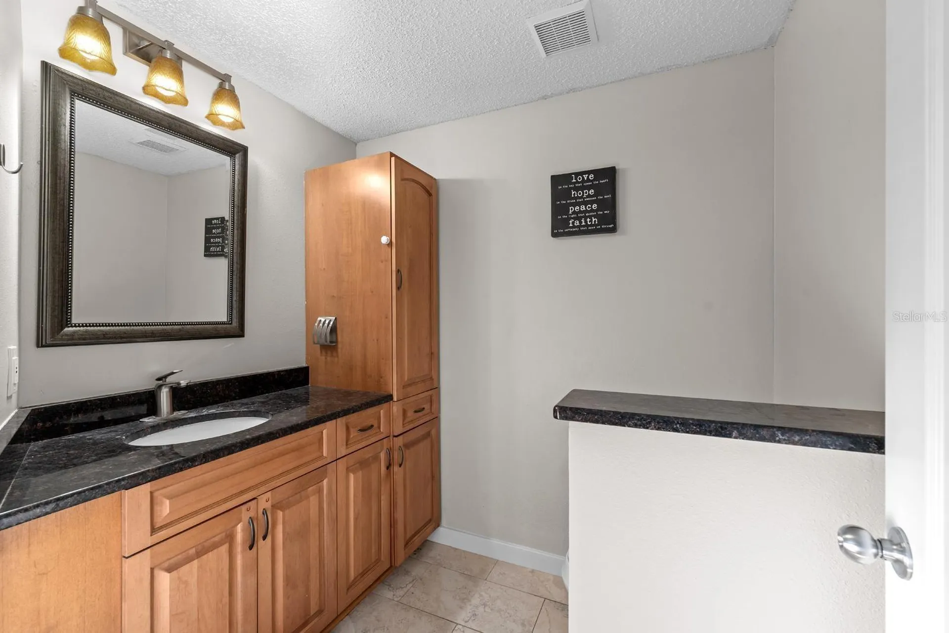 1919 Whispering Way Tarpon Springs FL 34689