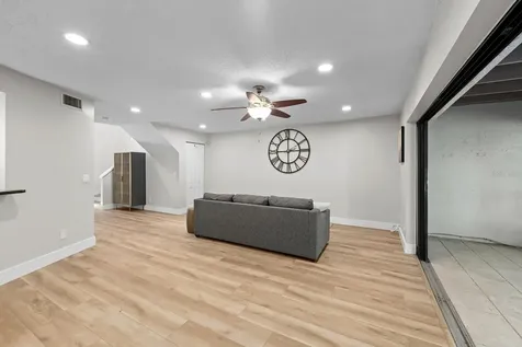 1919 Whispering Way Tarpon Springs FL 34689